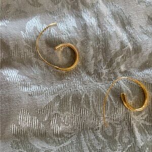 💗Gold Spiral Hoop Earrings - Women Jewelry 💗= 10 for $20 bundle